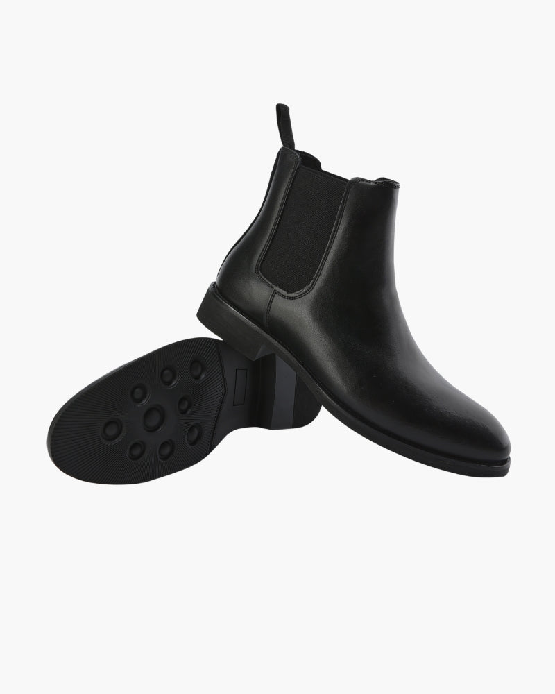 Classic Chelsea Boots with a Timeless Elegance